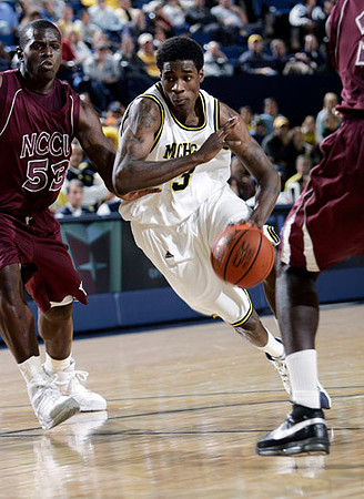 Manny Harris (3)