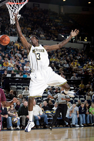 Manny Harris (3)