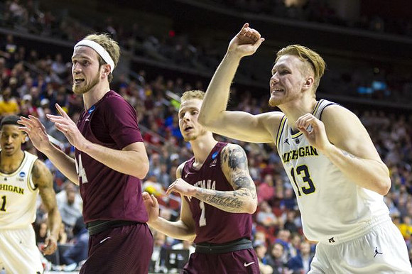 Charles Matthews (1) and Ignas Brazdeikis (13)