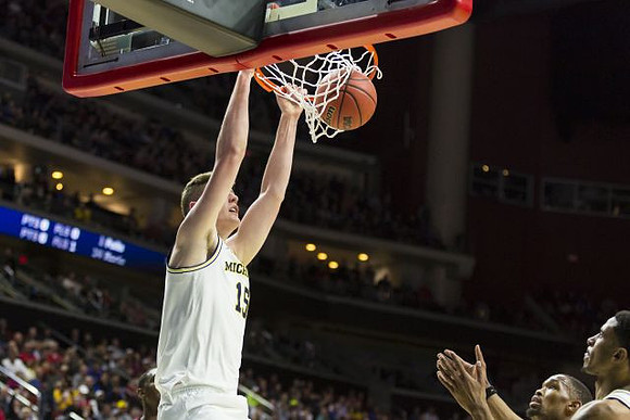 Jon Teske (15) and Charles Matthews (1)