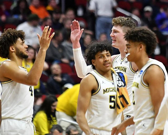 Isaiah Livers (4), Eli Brooks (55), Jon Teske (15), and Jordan Poole (2)