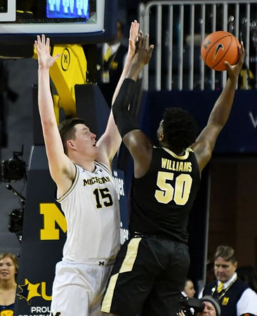Jon Teske (15)