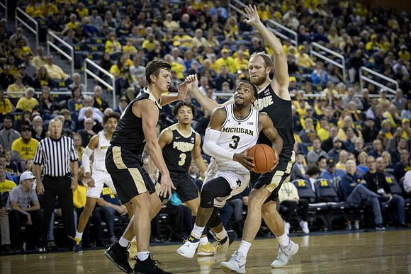 Zavier Simpson (3) and Jordan Poole (2)