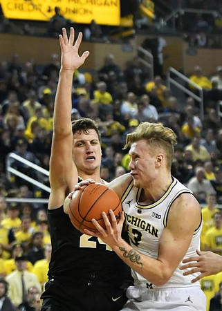 Ignas Brazdeikis (13)