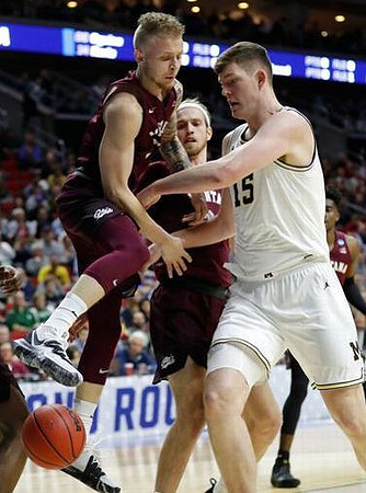 Jon Teske (15)