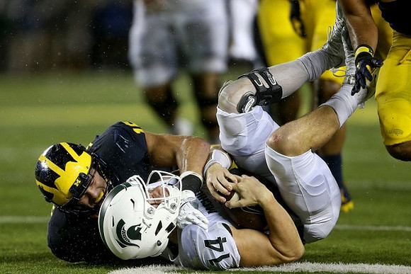Chase Winovich (15)