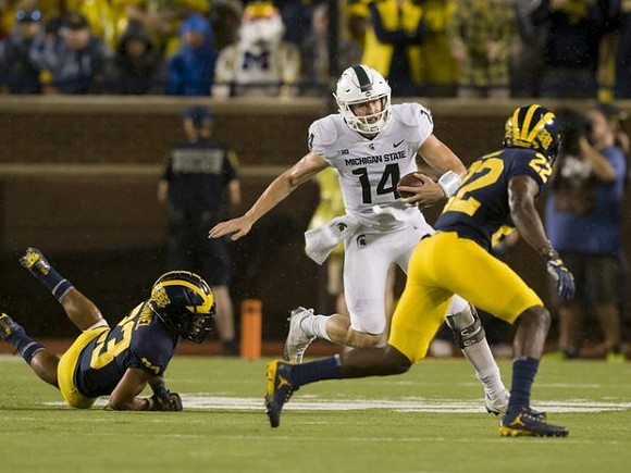 Tyree Kinnel (23) and David Long (22)