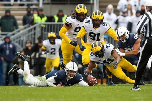 Brad Hawkins (2), Mike Morris (90), Taylor Upshaw (91), and Nikhai Hill-Green (41)