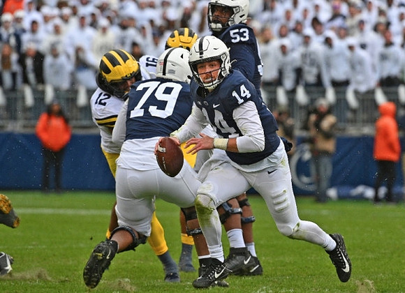 Josh Ross (12) and Taylor Upshaw (91)
