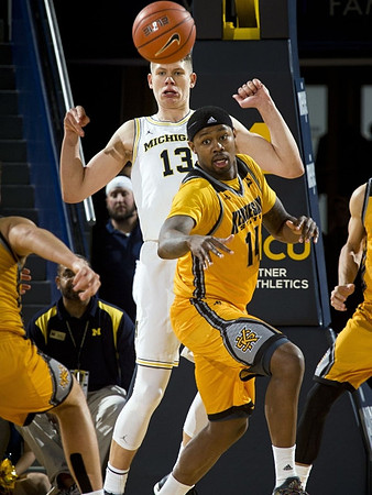 Moritz Wagner (13)
