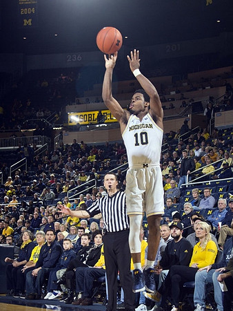 Derrick Walton Jr. (10)