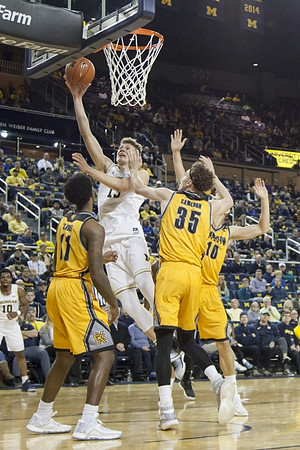 Moritz Wagner (13)