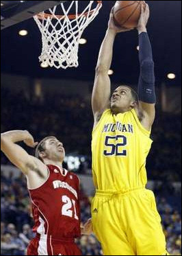 Jordan Morgan (52)