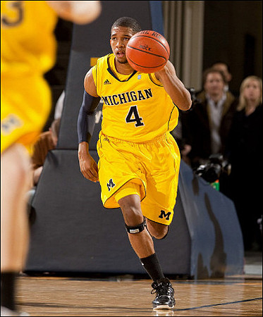 Darius Morris (4)