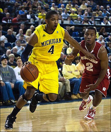 Darius Morris (4)