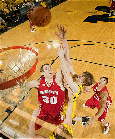 Zack Novak (0) and Matt Vogrich (13)