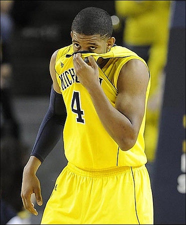 Darius Morris (4)