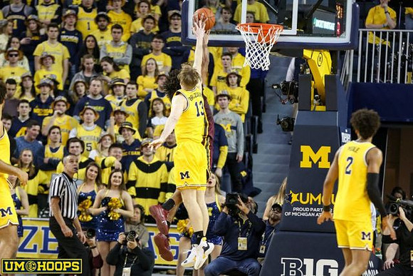 Ignas Brazdeikis (13) and Jordan Poole (2)