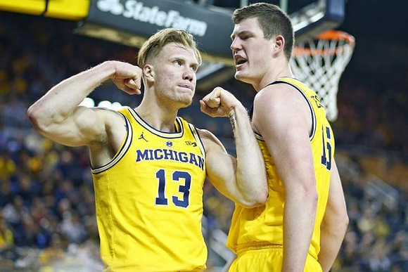 Ignas Brazdeikis (13) and Jon Teske (15)