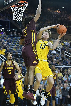 Ignas Brazdeikis (13) and Charles Matthews (1)