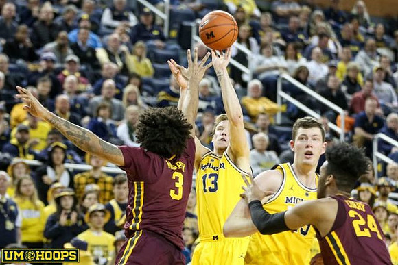 Ignas Brazdeikis (13) and Jon Teske (15)