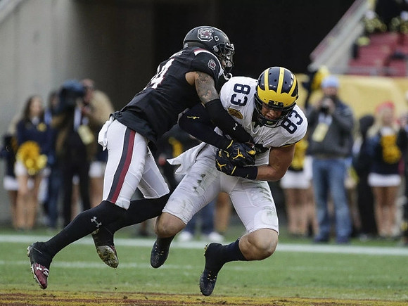 Zach Gentry (83)