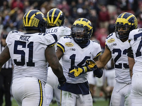 Cesar Ruiz (51), Stephen Spanellis (72), Drake Harris (14), and O'Maury Samuels (23)