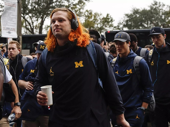 Chase Winovich (15)