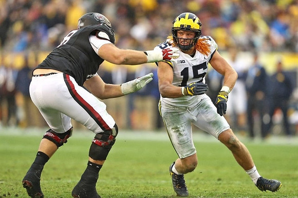 Chase Winovich (15)