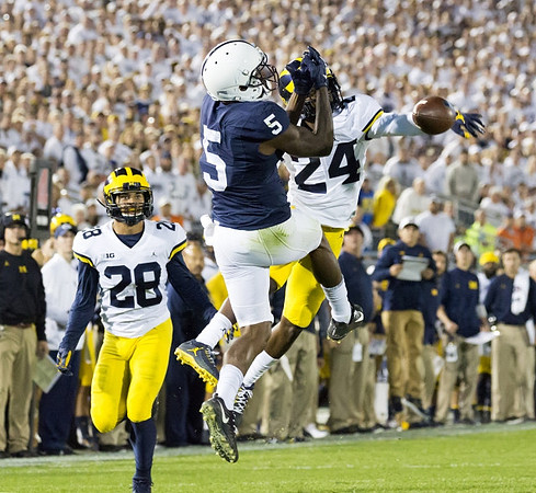 Brandon Watson (28) and Lavert Hill (24)