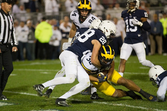 Sean McKeon (84) and Ty Isaac (32)