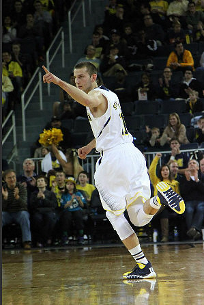 Nik Stauskas (11)