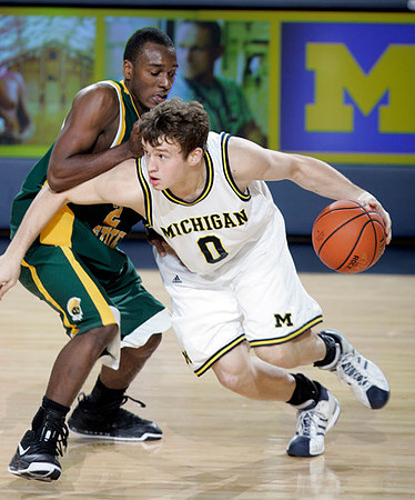 Zack Novak (0)