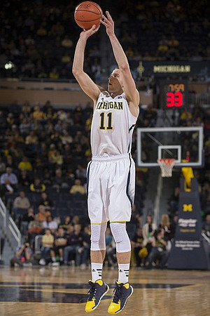 Nik Stauskas (11)