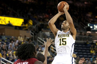 Jon Horford (15)