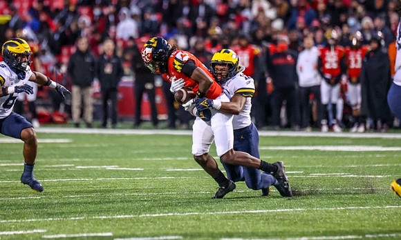 R.J. Moten (6) and Josh Ross (12)