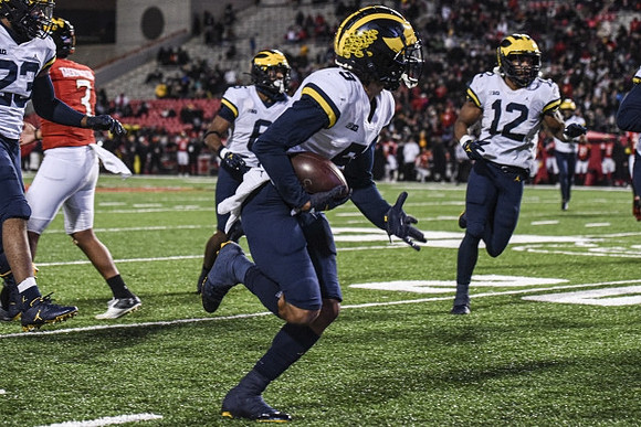 Michael Barrett (23), R.J. Moten (6), DJ Turner (5), and Josh Ross (12)