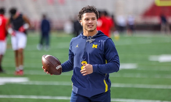 Blake Corum (2)