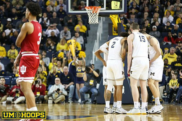 Isaiah Livers (2), Jon Teske (15), and Franz Wagner (21)