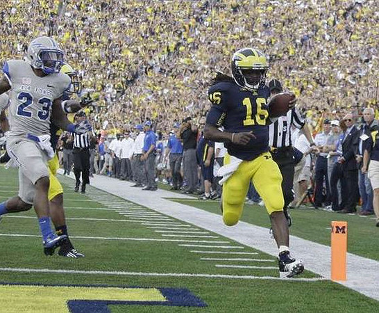 Denard Robinson (16)