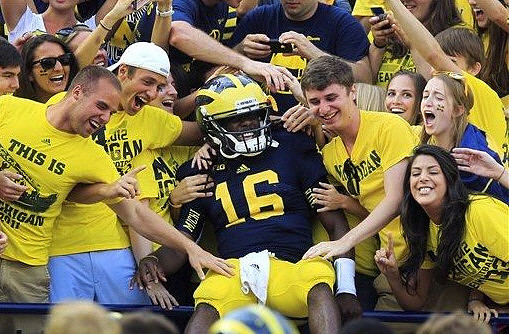 Denard Robinson (16)