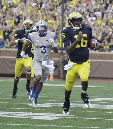 Denard Robinson (16)
