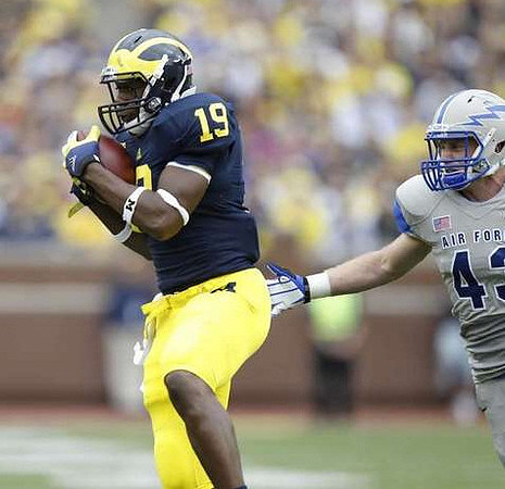 Devin Funchess (19)