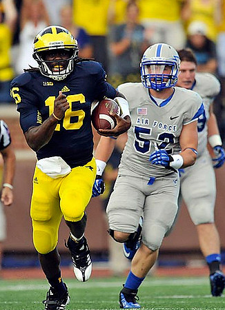 Denard Robinson (16)