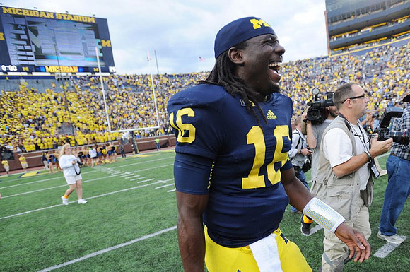 Denard Robinson (16)