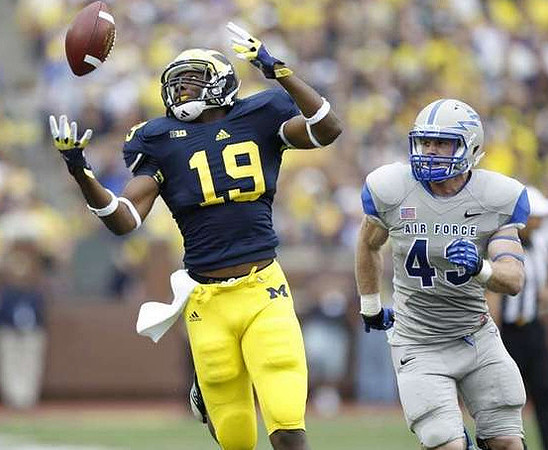 Devin Funchess (19)