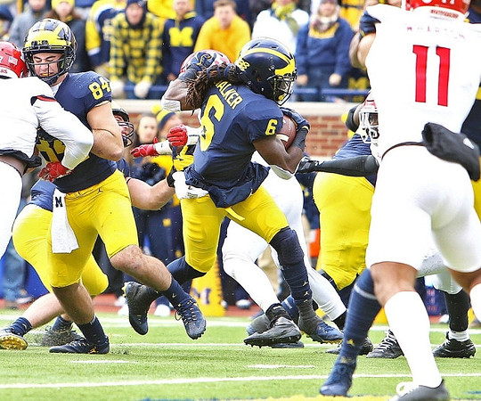 Sean McKeon (84) and Kareem Walker (6)