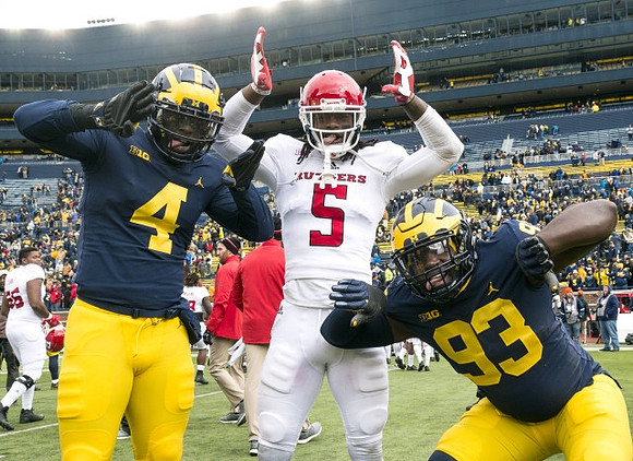 Reuben Jones (4) and Lawrence Marshall (93)