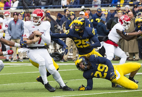 Benjamin St-Juste (25) and Jordan Glasgow (29)