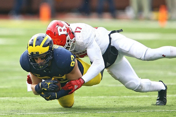 Zach Gentry (83)